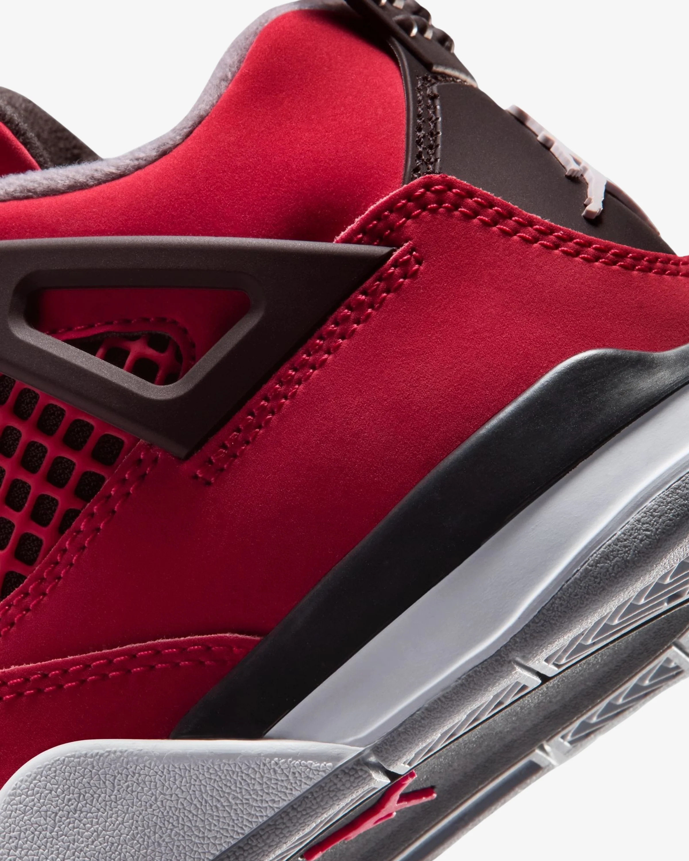 JORDAN PS AJ 4 RETRO - FIRE RED / WHITE / BLACK / CEMENT GREY