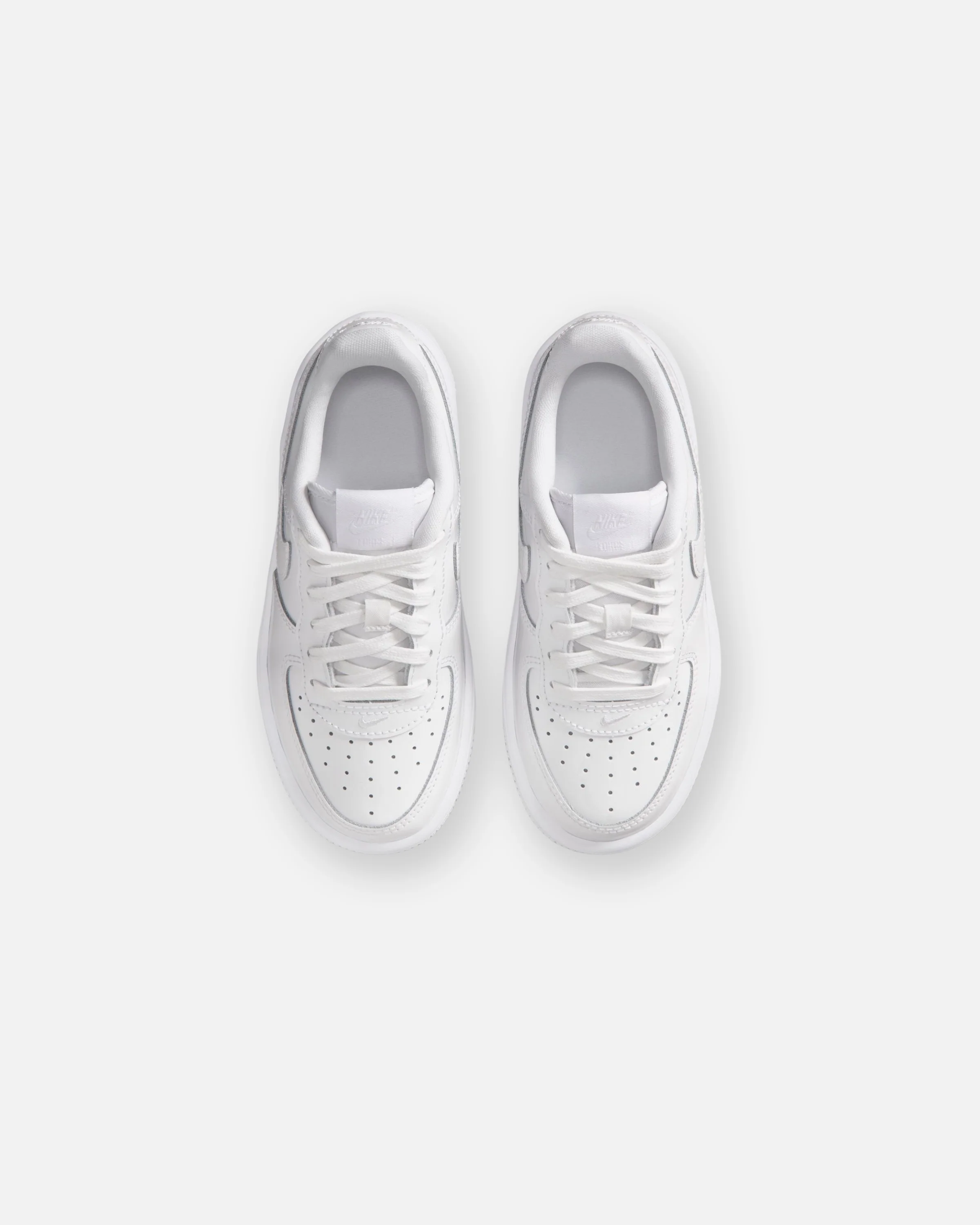 7323-nike-ps-force-1-low-white-white-4.webp NIKE PS FORCE 1 LOW - WHITE / WHITE