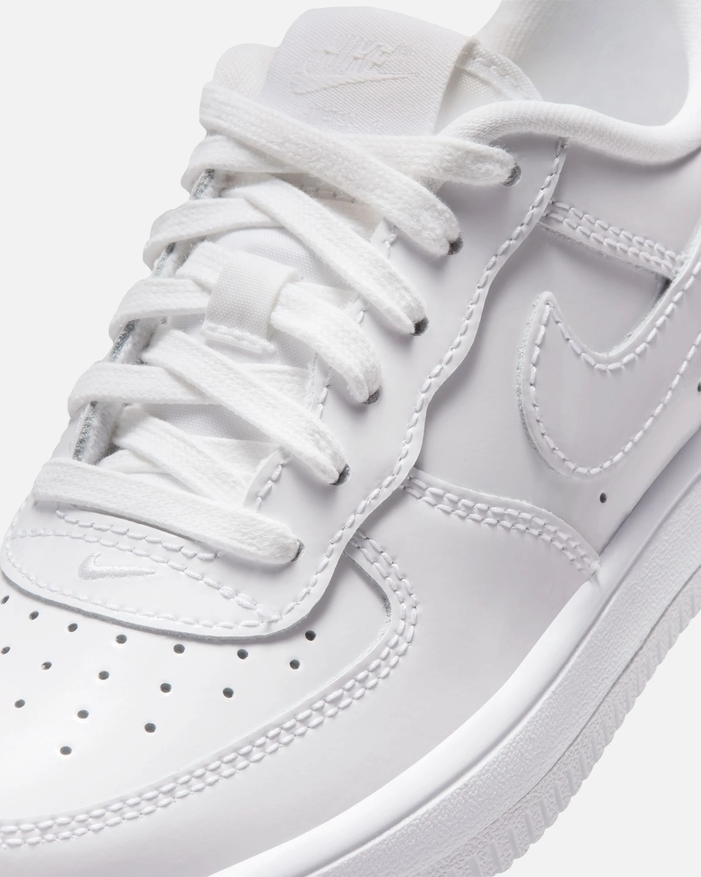 7323-nike-ps-force-1-low-white-white-6.webp NIKE PS FORCE 1 LOW - WHITE / WHITE