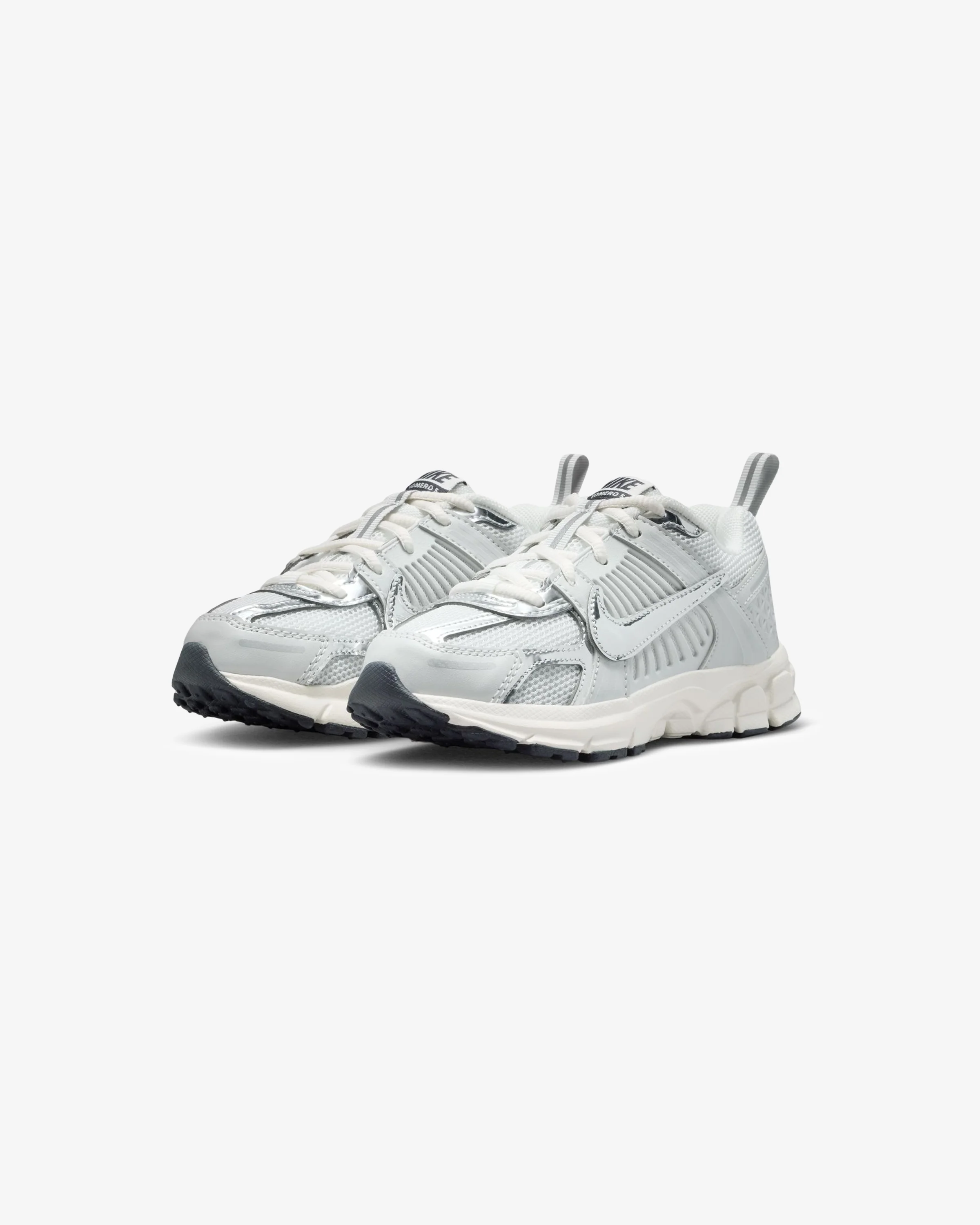 NIKE PS VOMERO 5 - PHOTON DUST/ CHROME/ GRIDIRON/ SAIL