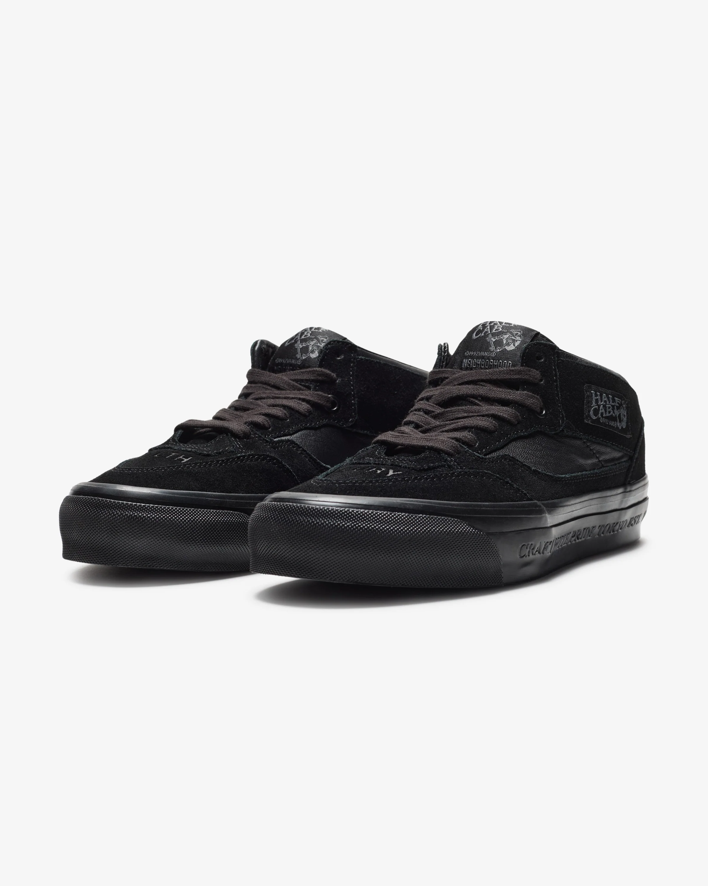 VANS OTW X NEIGHBORHOOD HALF CAB 33 - BLACK