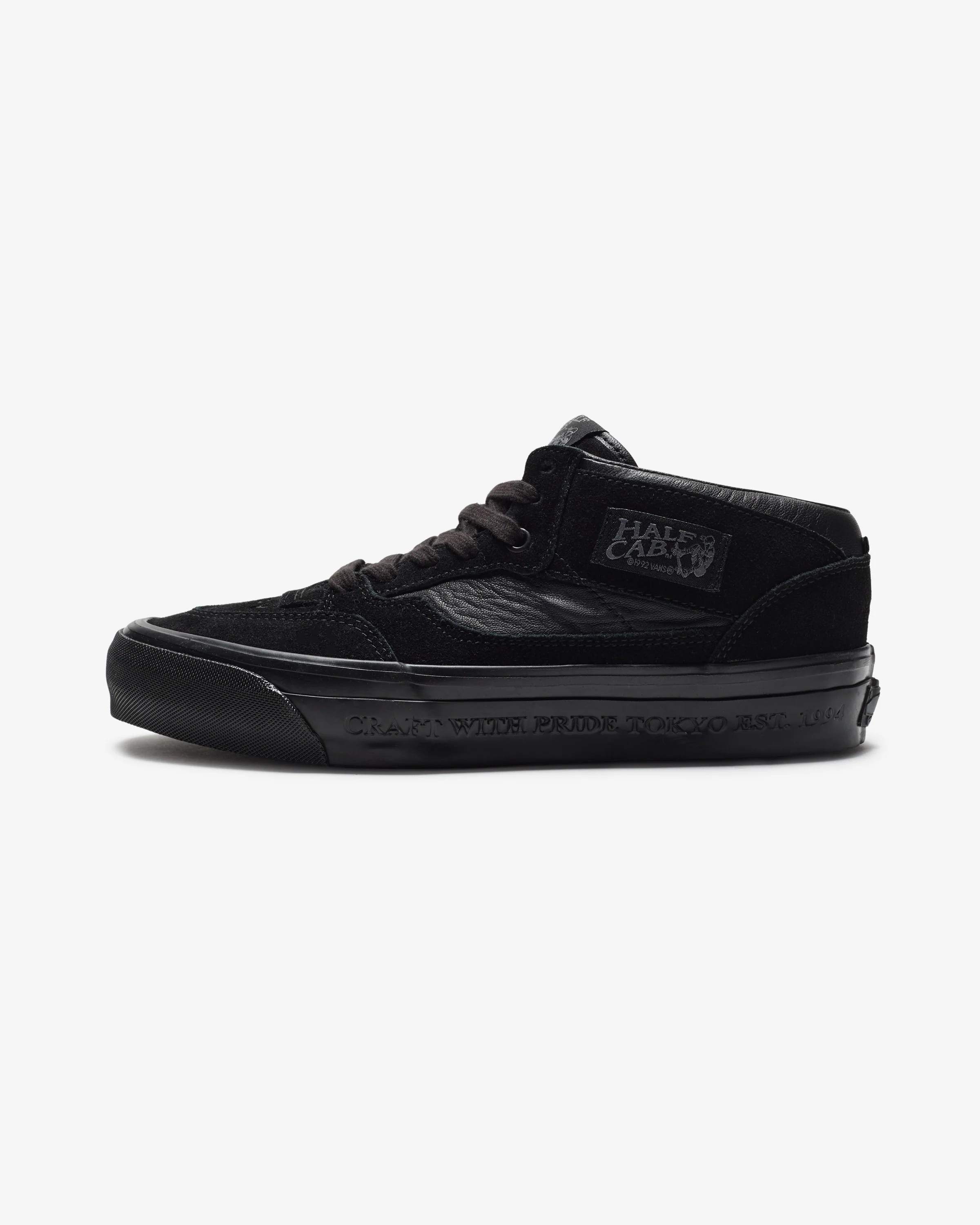 VANS OTW X NEIGHBORHOOD HALF CAB 33 - BLACK