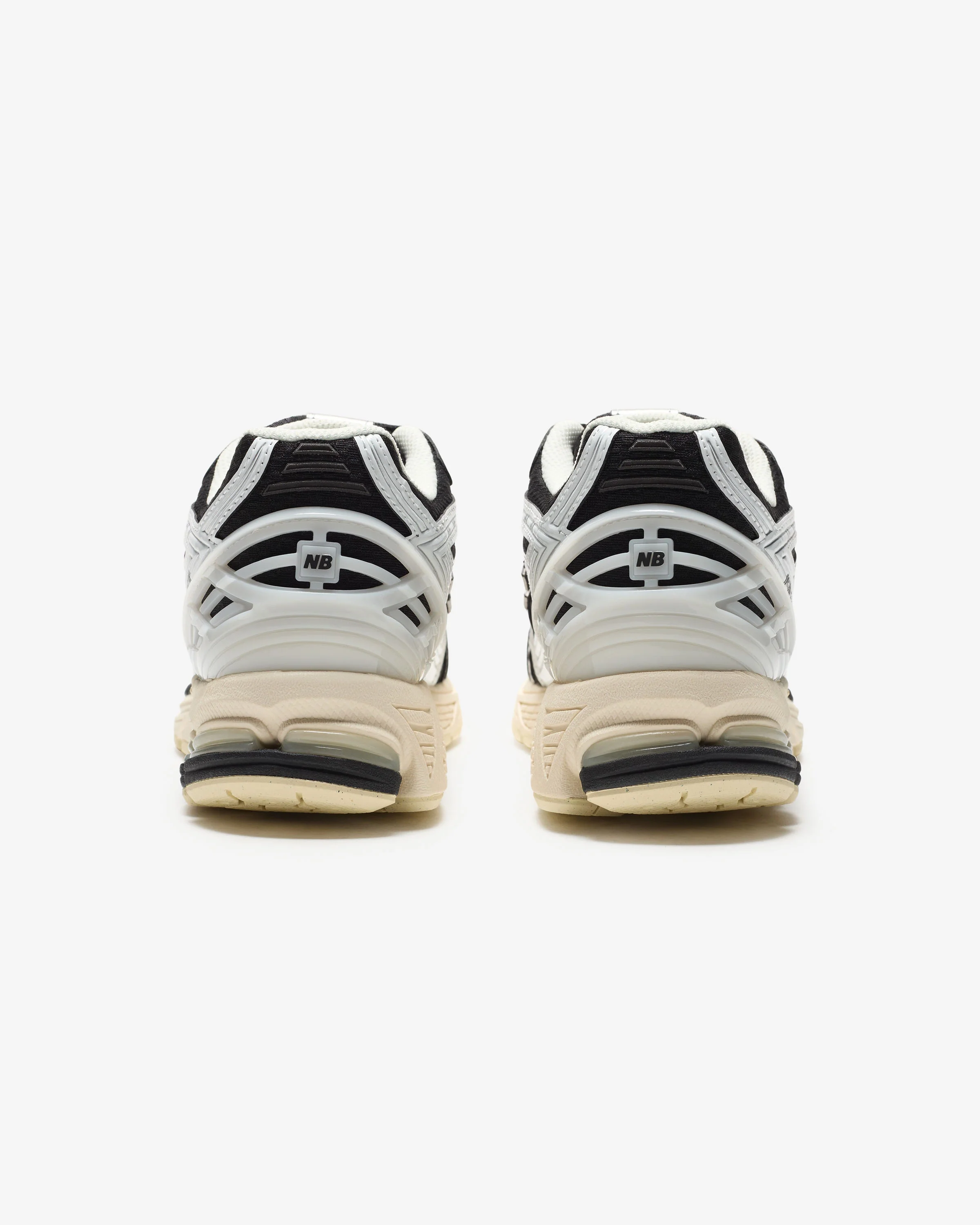 NEW BALANCE 1906R - WHITE/ BLACK