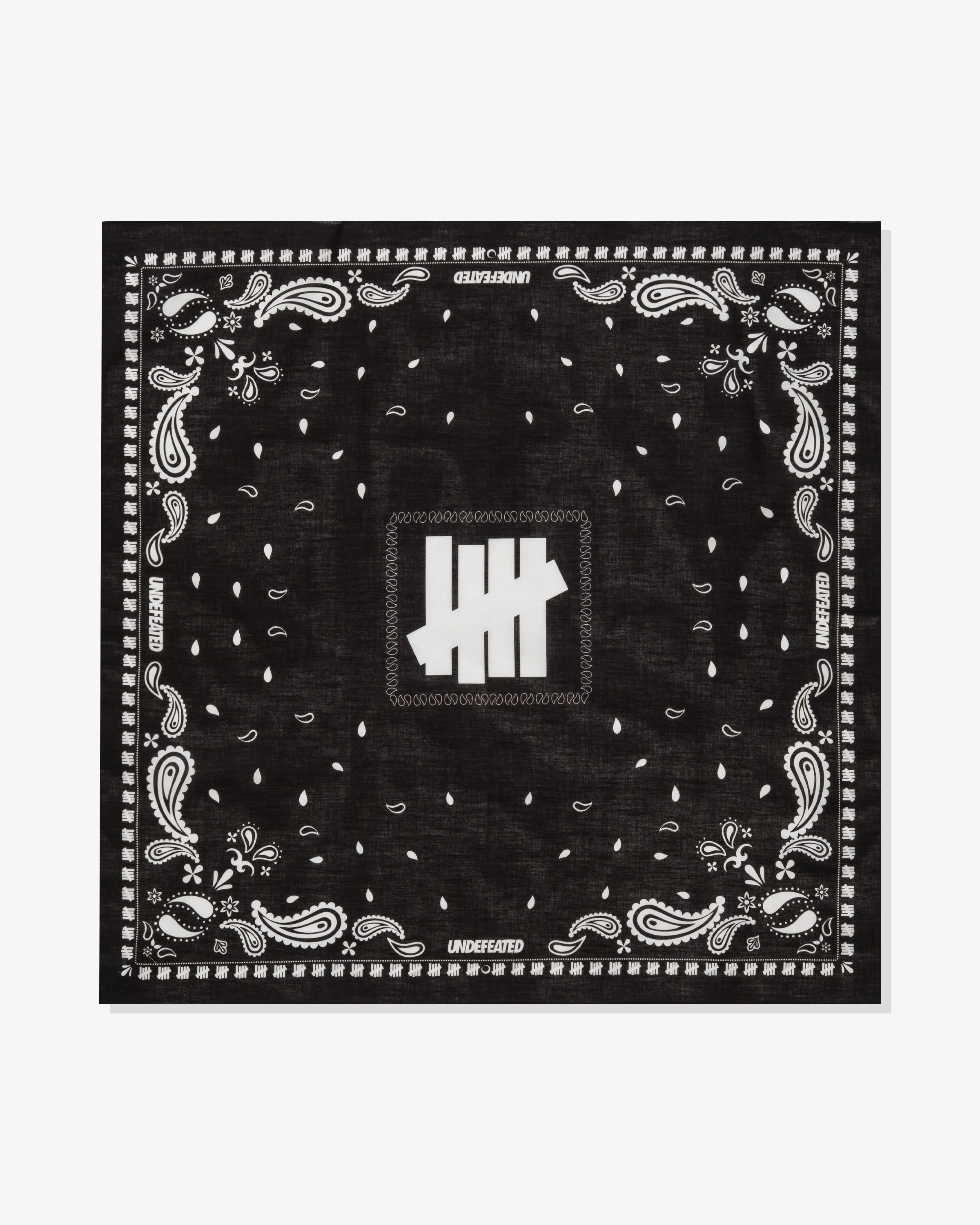 UNDEFEATED ICON BANDANA