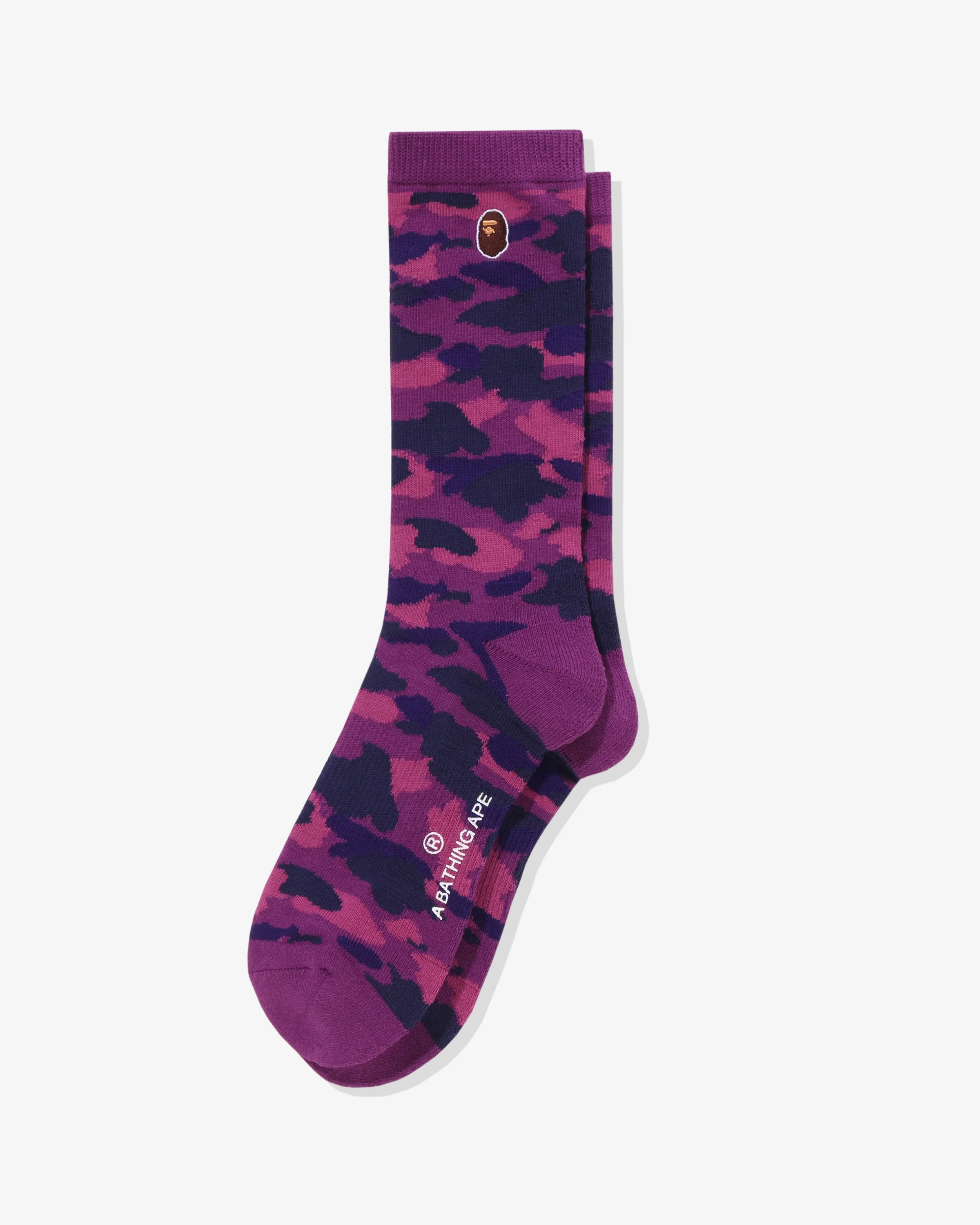 8948-bape-color-camo-ape-head-one-point-socks-3.webp BAPE COLOR CAMO APE HEAD ONE POINT SOCKS