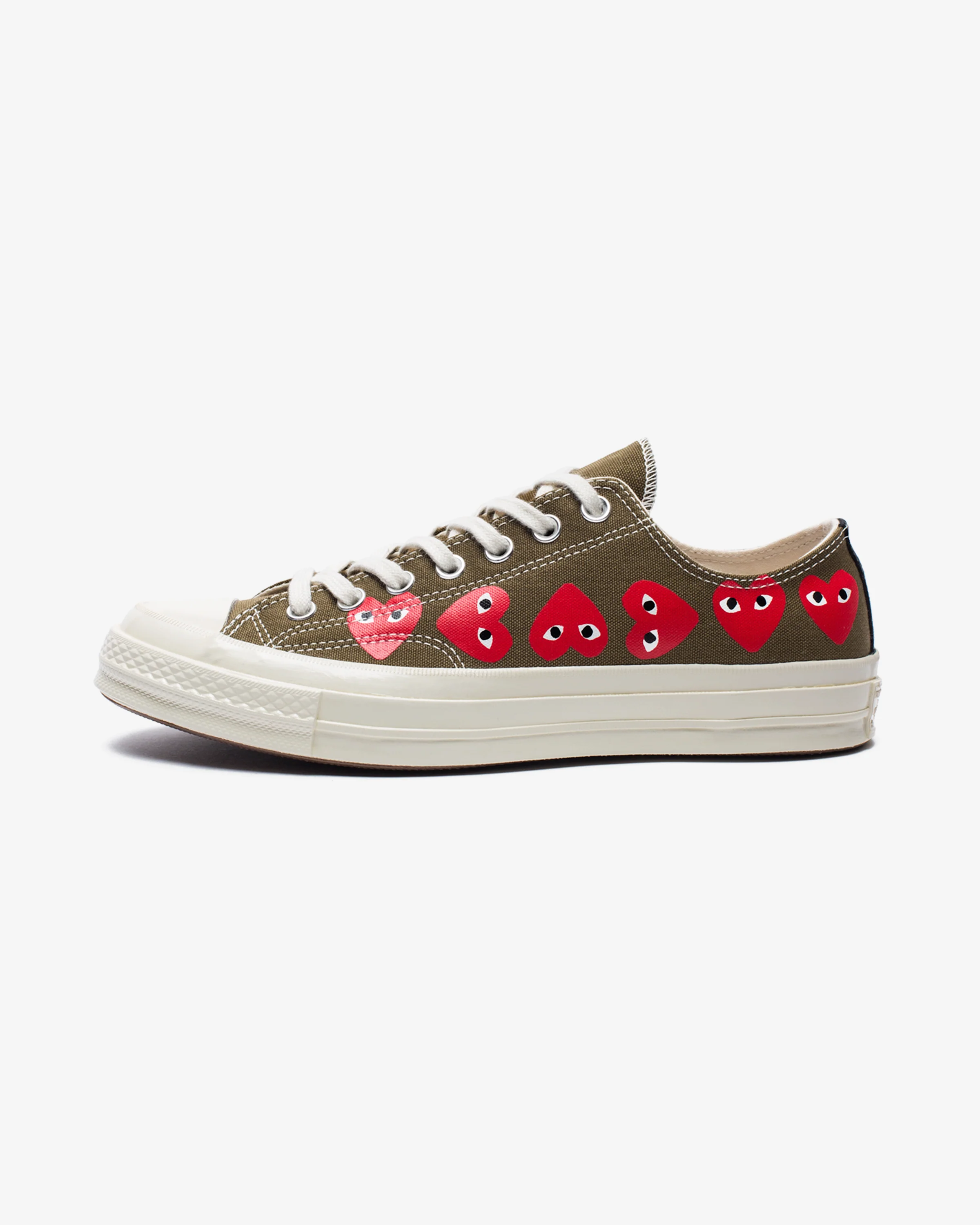 941-converse-x-cdg-play-multi-heart-chuck-taylor-all-star-70-low-2.webp CONVERSE X CDG PLAY MULTI HEART CHUCK TAYLOR ALL STAR '70 LOW