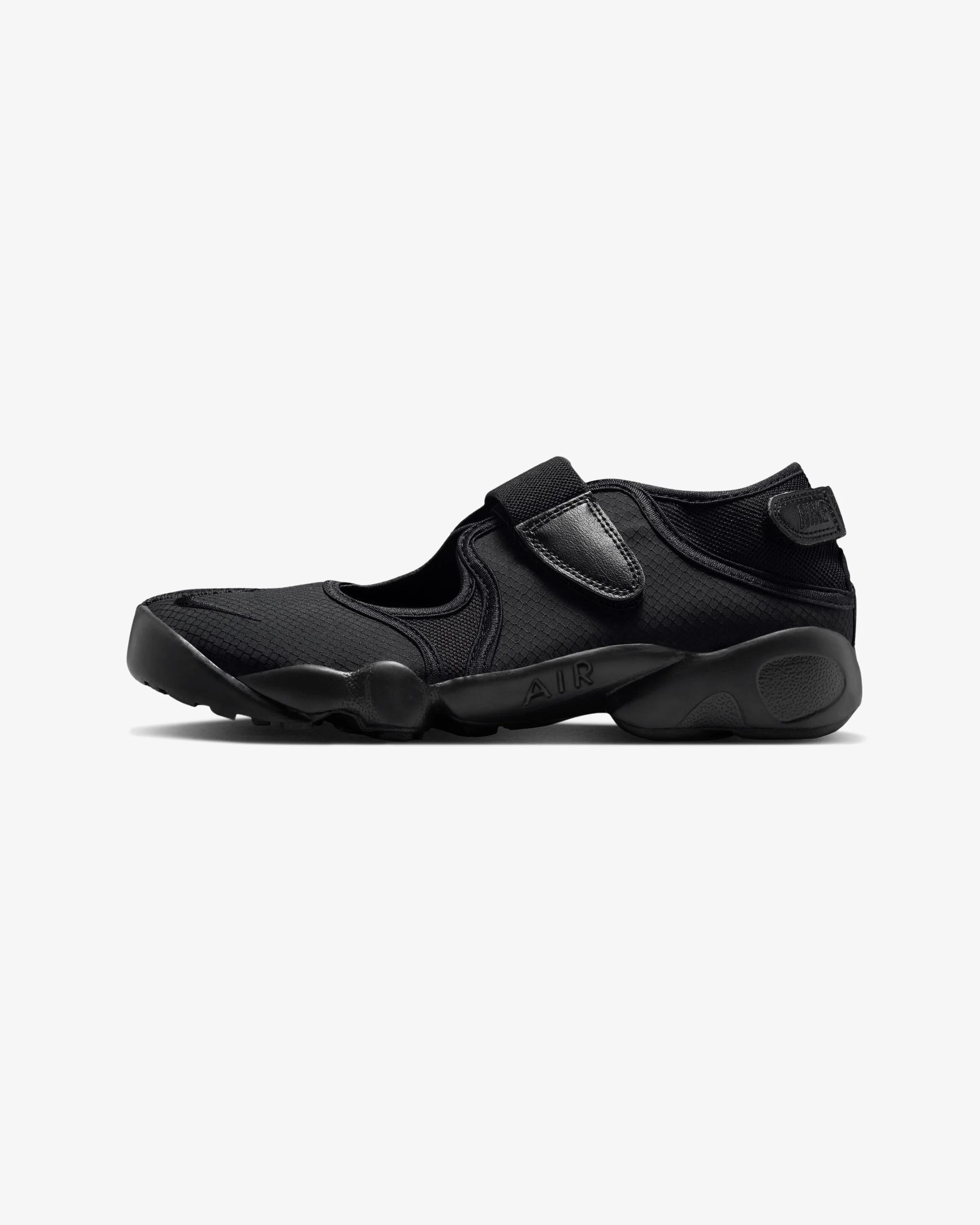 NIKE WOMEN'S AIR RIFT BREATHE - BLACK/ WHITE