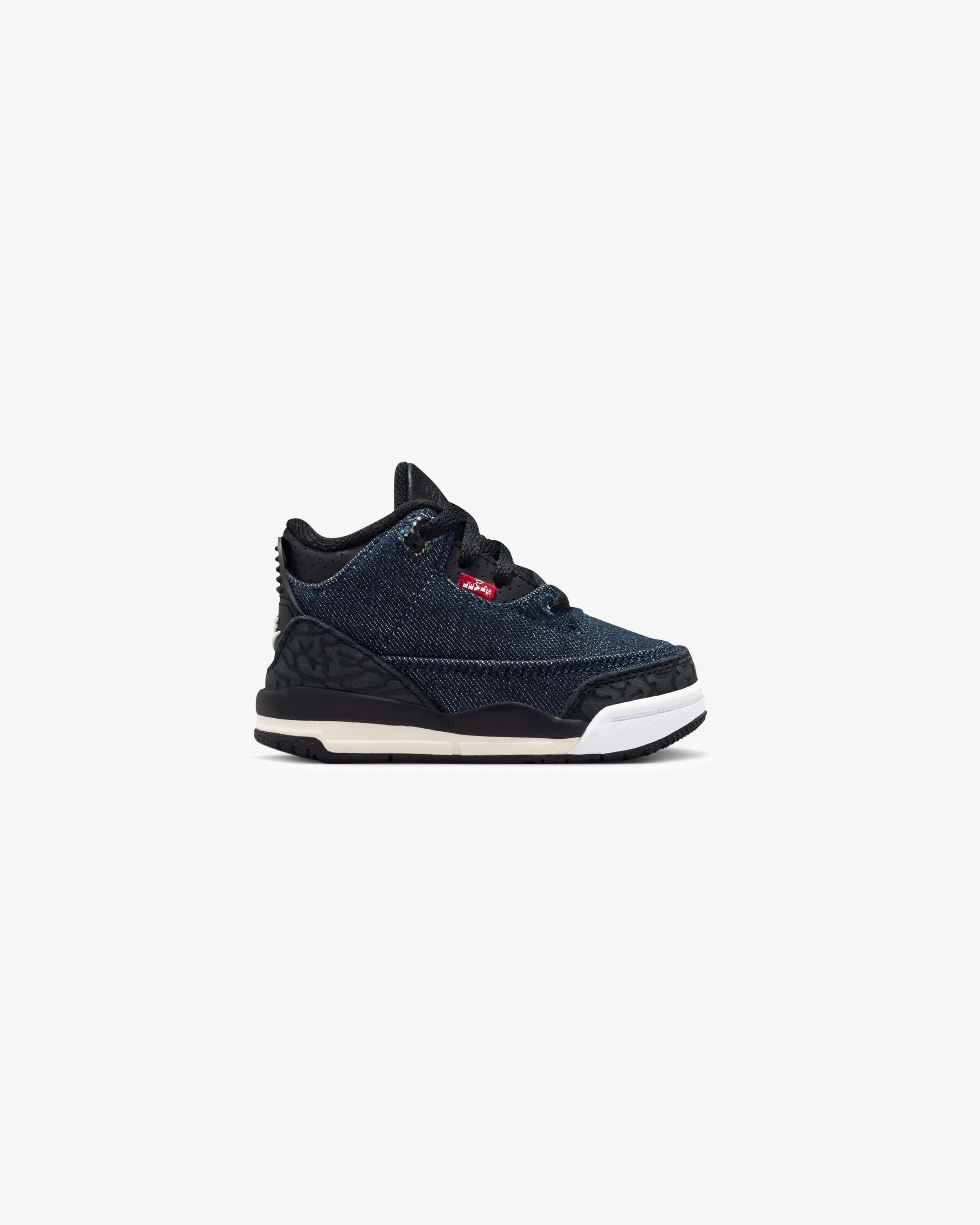 9971-jordan-x-levi-s-td-aj-3-retro-indigo-gym-red-3.webp JORDAN X LEVI'S® TD AJ 3 RETRO - INDIGO/ GYM RED